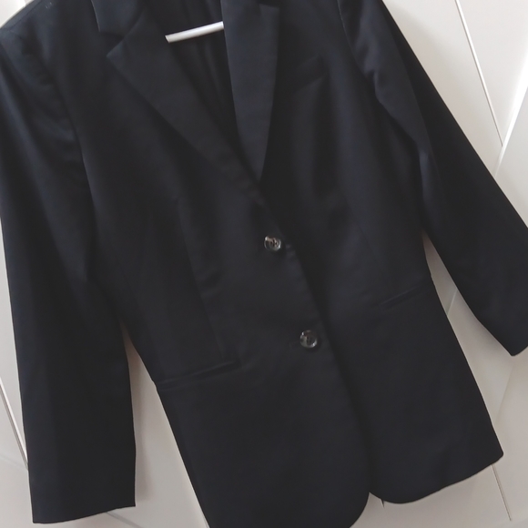 THE ROW..WOOL BLAZER..SIZE 6 - Picture 4 of 8